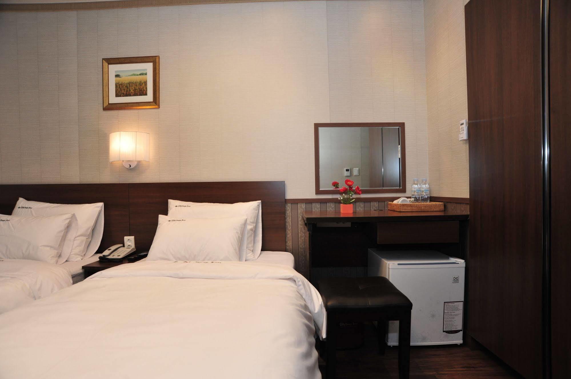 Global Inn Seoul Dongdaemun City Days Inn Eksteriør billede